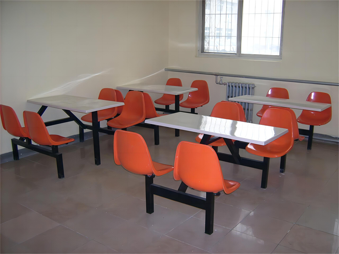 國(guó)家大劇院餐廳桌椅